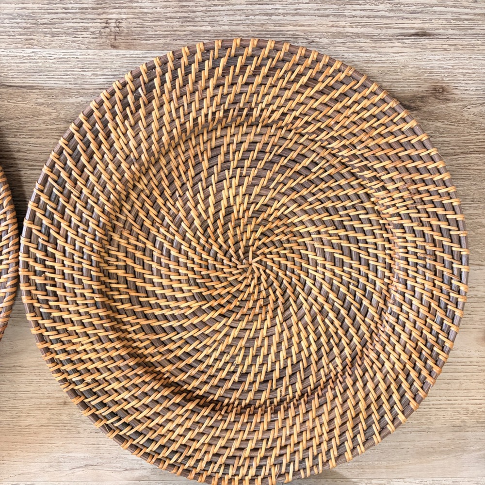 Set of 4 Round Woven Rattan Charger Plates 13" Brown Boho Table Mats MCM - Picture 7 of 15